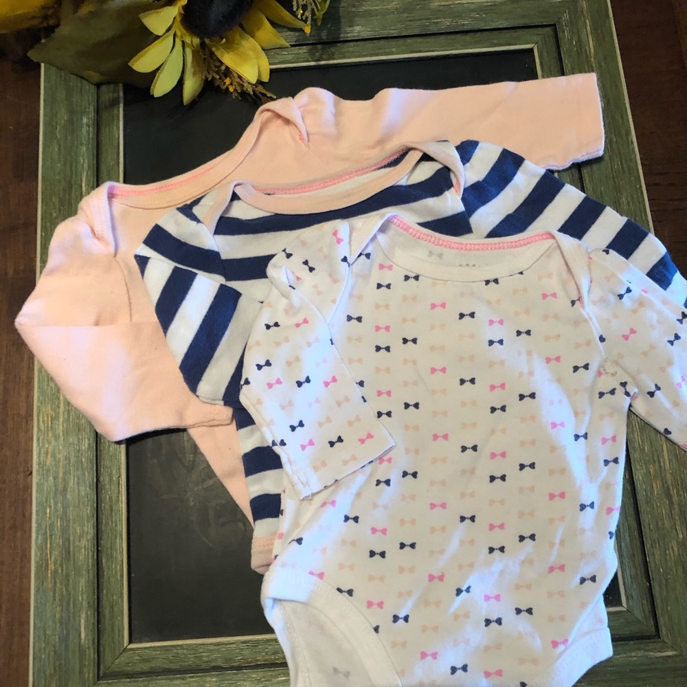 Cat & Jack - Assorted Onesies F4